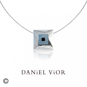 Daniel Vior Collier SICRE blue
