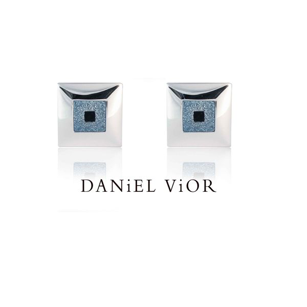 Daniel Vior earring SICRE