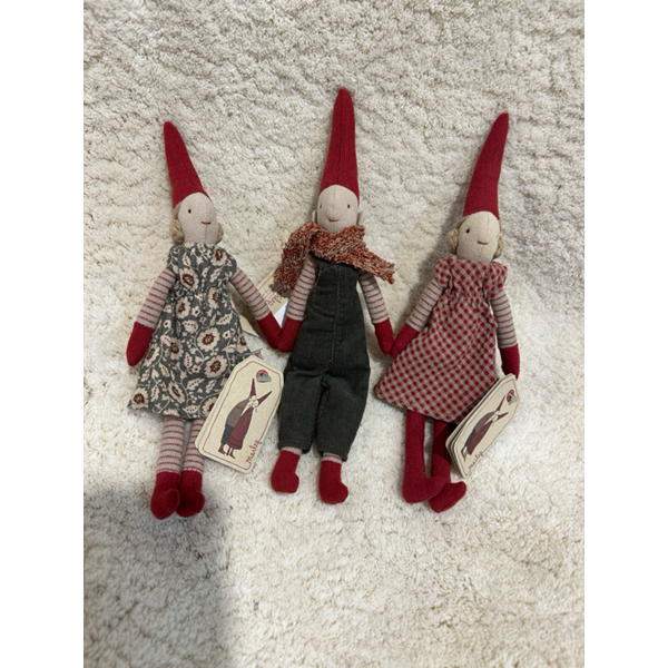 Maileg Weihnachtsfigur Maileg Climbing Pixy Weihnachtswichtel mit Magneten 26cm, Adventsdeko